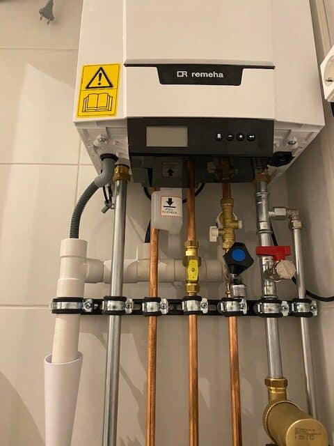 Loodgieter Amsterdam Nieuw-West verhelpt verstopte afvoer in appartementencomplex